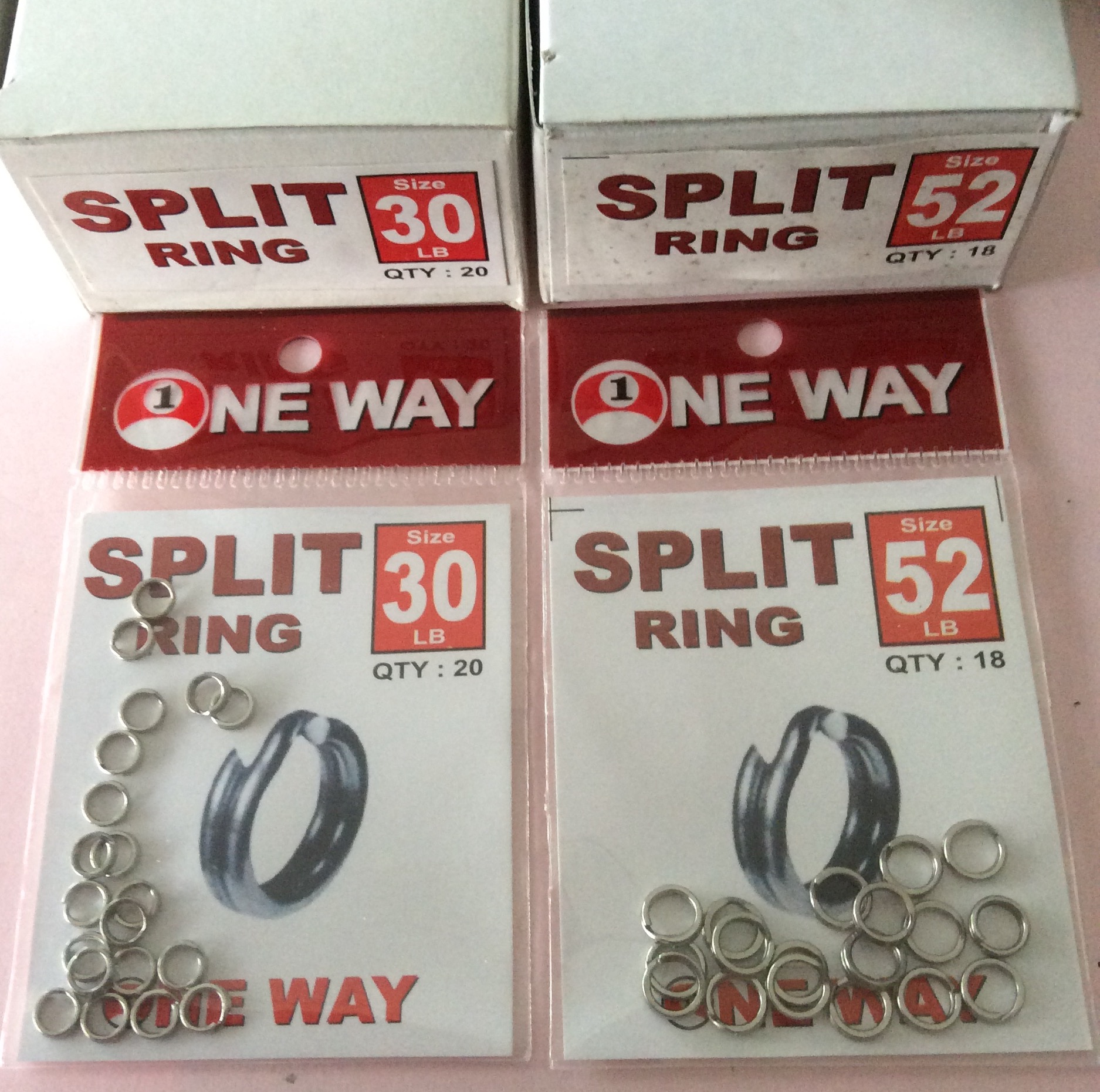 Hati hati memasang split ring pada hook